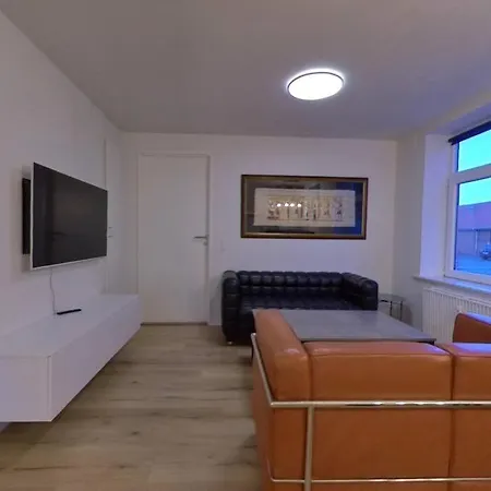 Lägenhet Cozy With Private Garden And Parking Tinglev